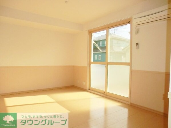 ロイヤルパレスAの物件内観写真